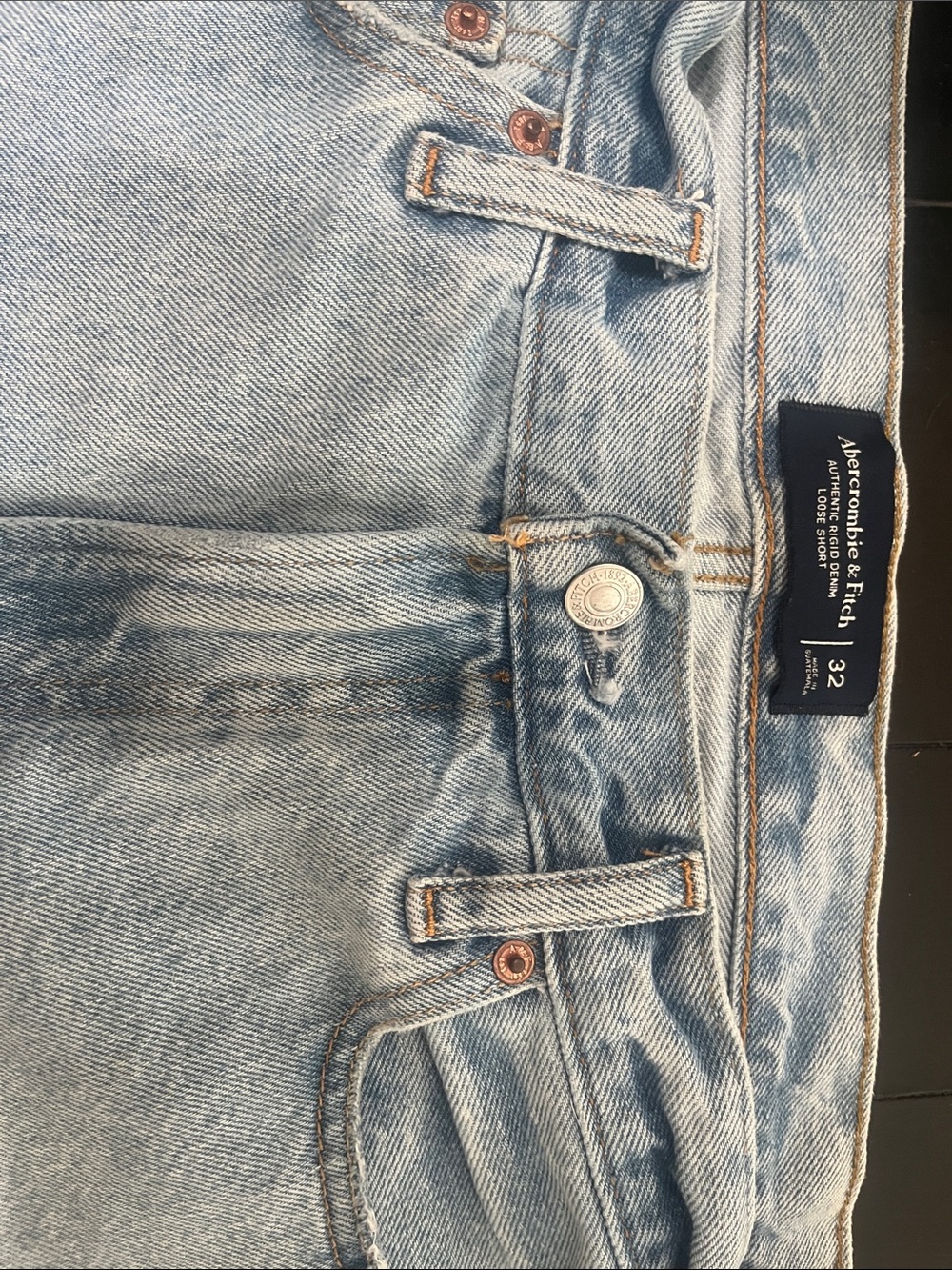 Abercrombie & Fitch Men's Light Wash Denim Shorts